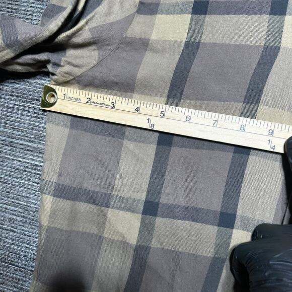 Volcom Shirt Men's Large Brown Plaid Long Sleeve Button Up - Picture 9 of 14